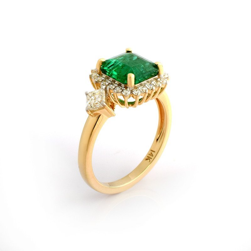 14K White Gold Emerald & Diamond Ring