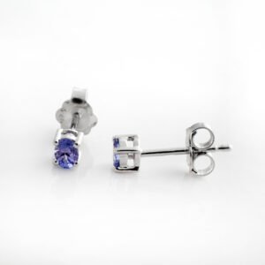 925 Sterling Silver Oval Tanzanite Stud Earrings – Natural Gemstone Minimal Design